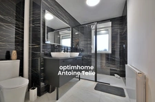 Exclusivité - La Groise - Plain pied de 3 Chambres avec devanture aménagée, garage et jardin clos