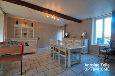 Montay 59360 - Maison semi-individuelle de 3 Chambres avec cour intérieur & jardin.