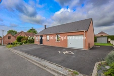 Salesches - Plain pied de 3 Chambres avec garage, terrasse et jardin clos - A découvrir rapidement !
