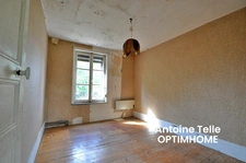 Opportunité à Catillon sur Sambre - Maison à Rénover 200m² habitable avec garage & jardin.