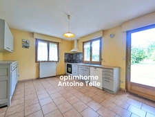 Le Cateau - Pavillon individuel de 5 Chambres avec sous sol, terrasse & jardin clos sur 800m²