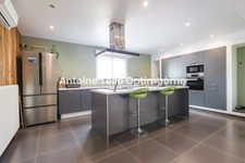 Catillon sur Sambre 59360 - Maison individuelle de 4 chambres avec garage & jardin sur 2000m²