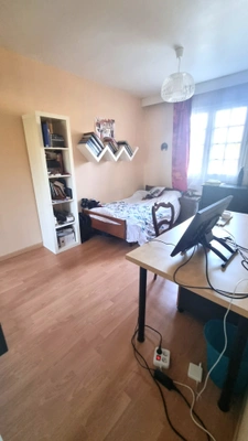 MAISON FAMILIALE