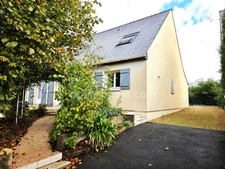MAISON FAMILIALE