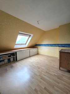 MAISON FAMILIALE