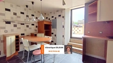 ? Maison à vendre à Orléat – 4 chambres avec local professionnel – 198 m² utiles