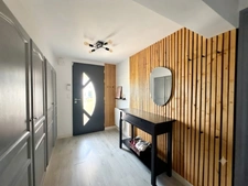 Maison à vendre La Roche-Blanche (63670) – Villa 7 pièces 172 m² avec piscine et vue imprenable