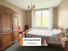 Maison à vendre 5 pièces/4 chambres - 290 000€ - terrain 1057 m² - LA ROCHE BLANCHE (63670)