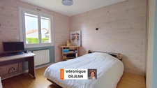Maison à vendre - 5 pièces/3 chambres+bureau - ORCET (63) - 290 000€
