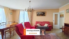 Maison à vendre 5 pièces/4 chambres - 290 000€ - terrain 1057 m² - LA ROCHE BLANCHE (63670)