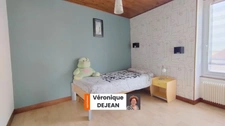 Maison de bourg de 96 m² habitable, 3 chambres, garage, terrasse, 174 000€