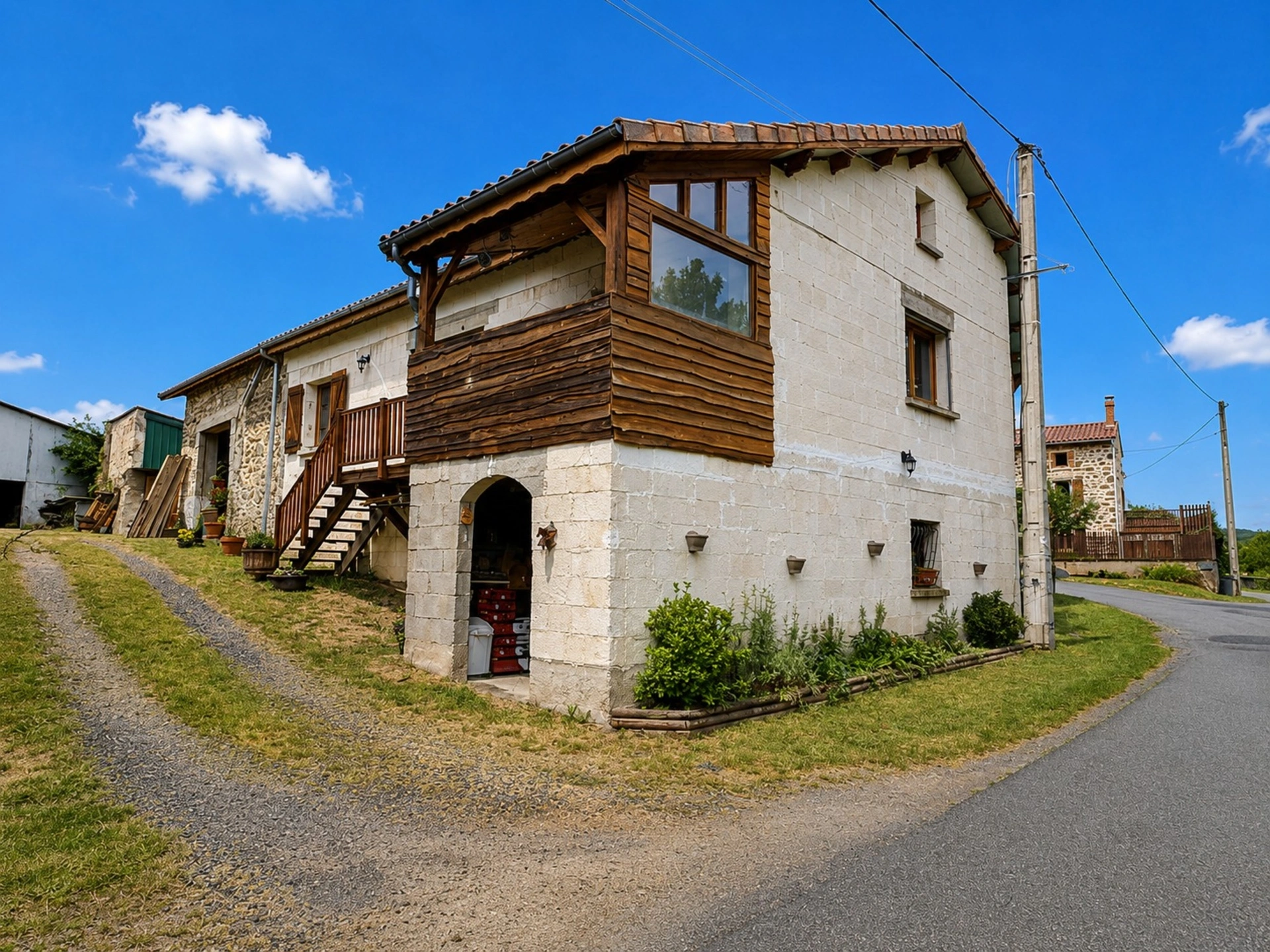 Maison 6 pièces 162 m² · à Manglieu · 162 m² · 205 000 €