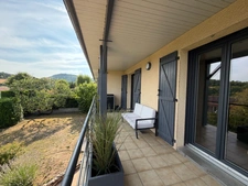 Maison à vendre La Roche-Blanche (63670) – Villa 7 pièces 172 m² avec piscine et vue imprenable