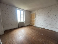 Maison à vendre 7 pièces GRAY (70)