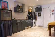 CHASSELAY (69) – à vendre Maison de village en pierres dorées – 3 chambres – 90 m²