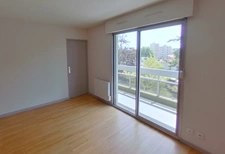 VILLEURBANNE La Doua – à vendre T4, 3 chambres, traversant rénové de 90 m² avec balcon, cave