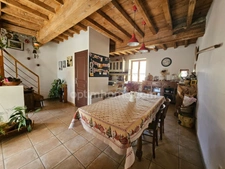 MONTANAY (69250) à vendre MAISON DE VILLE 130 m² – JARDIN – GARAGE – 3/4 CHAMBRES –