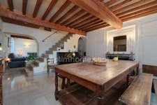 Montanay (69250) Propriété rare 320 m² : maison principale + appartement indépendant, Grand jardin arboré à 20 min de Lyon