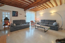 Montanay (69250) Propriété rare 320 m² : maison principale + appartement indépendant, Grand jardin arboré à 20 min de Lyon
