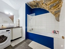 TREVOUX (01), à vendre Appartement de charme en duplex 100 m2, 3 chambres