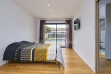 EXCLUSIVITE - Vienne, villa contemporaine aux prestations haut de gamme