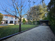 OULLINS (69600) à vendre Maison rénovée de 165 m2, 7 pièces 