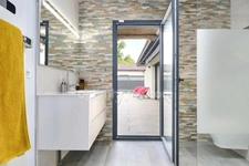 EXCLUSIVITE - Vienne, villa contemporaine aux prestations haut de gamme