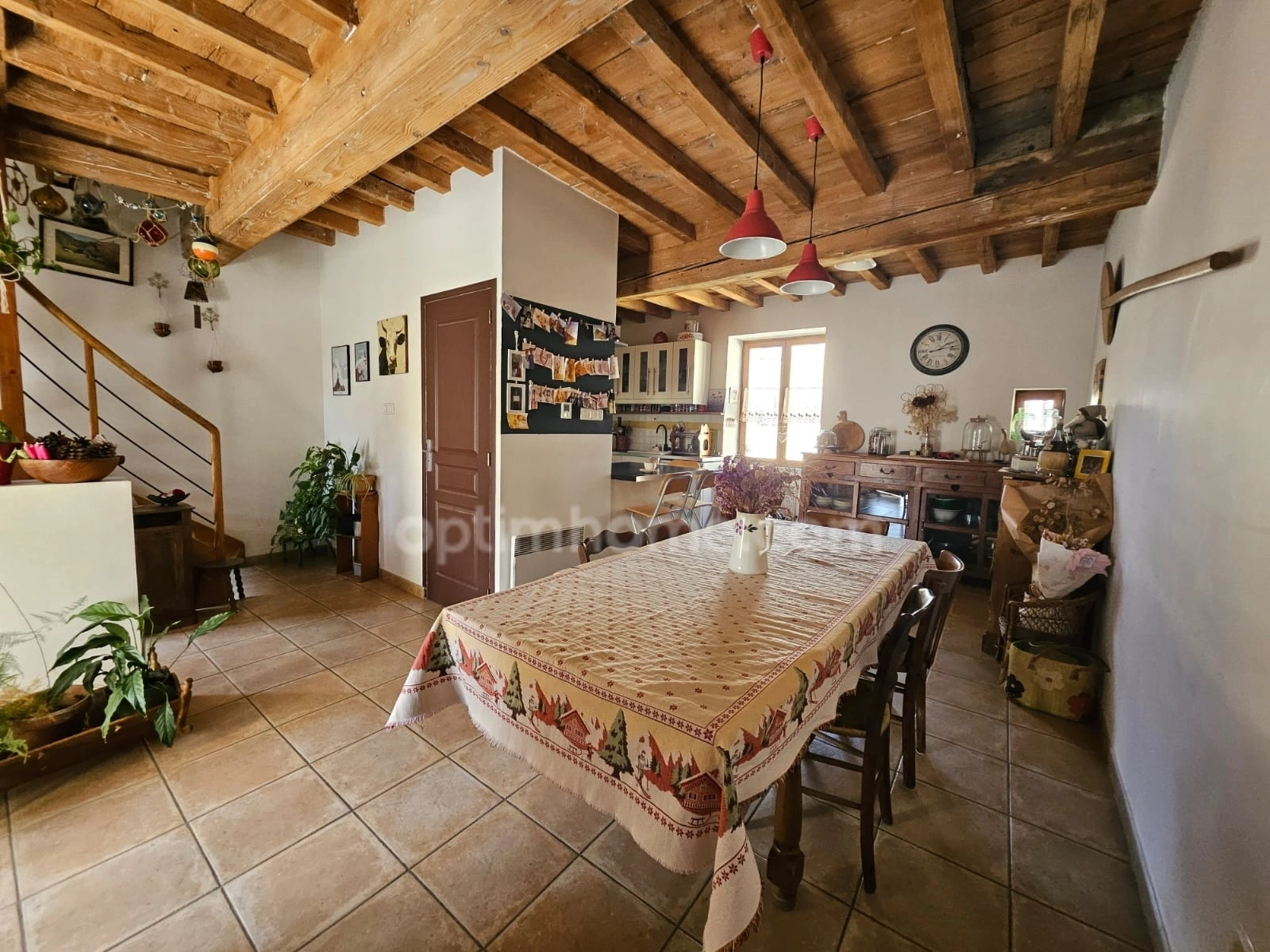 Maison 7 pièces 130 m² · à Montanay · 130 m² · 385 000 €