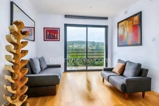 EXCLUSIVITE - Vienne, villa contemporaine aux prestations haut de gamme