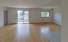 VILLEURBANNE La Doua – à vendre T4, 3 chambres, traversant rénové de 90 m² avec balcon, cave