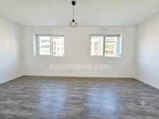 VILLEURBANNE (69) LA DOUA - STUDIO VENDU LOUÉ - RENTABILITE 5,40%