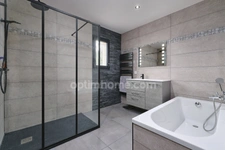 EXCLUSIVITE - Vienne, villa contemporaine aux prestations haut de gamme