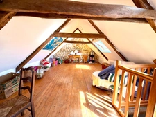 Maison à vendre 7 pièces  (56)