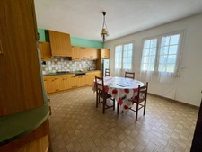 Maison à vendre 8 pièces  (56)