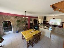 Maison à vendre 7 pièces  (56)
