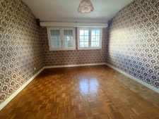 Maison à vendre 8 pièces  (56)