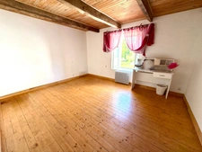 Maison à vendre 7 pièces  (56)