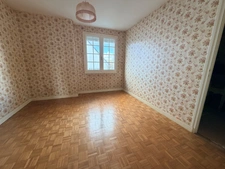 Maison à vendre 8 pièces  (56)