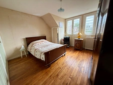 Maison à vendre 5 pièces  (56)