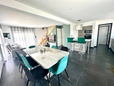 Maison à vendre 5 pièces  (56)