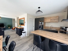 Maison à vendre 6 pièces  (56)