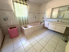 Maison à vendre 5 pièces  (56)