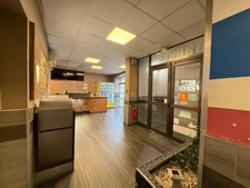 À vendre – Murs commerciaux en angle, hyper centre AVEC EXTRACTION AUX NORMES à vendre MELUN (77)