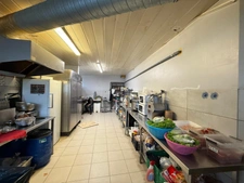 À vendre – Murs commerciaux en angle, hyper centre AVEC EXTRACTION AUX NORMES à vendre MELUN (77)