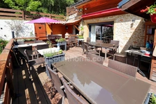 Local commercial 205m² + appartement 140m²