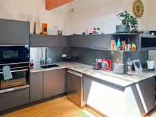 Local commercial 205m² + appartement 140m²