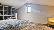 Propriete à vendre 12 pièces ROQUEMAURE 310m²-piscine-spa-sans vis-à-vis- terrain 1225m²