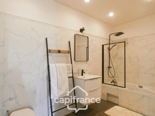  Saint-Geniès-de-Comolas (30) Property for sale 10 rooms 434m² - Land 2,409 m²