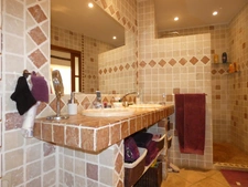 Laudun-maison de village 90m² avec cour et terrasse  