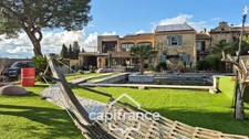 Propriete à vendre 12 pièces ROQUEMAURE 310m²-piscine-spa-sans vis-à-vis- terrain 1225m²
